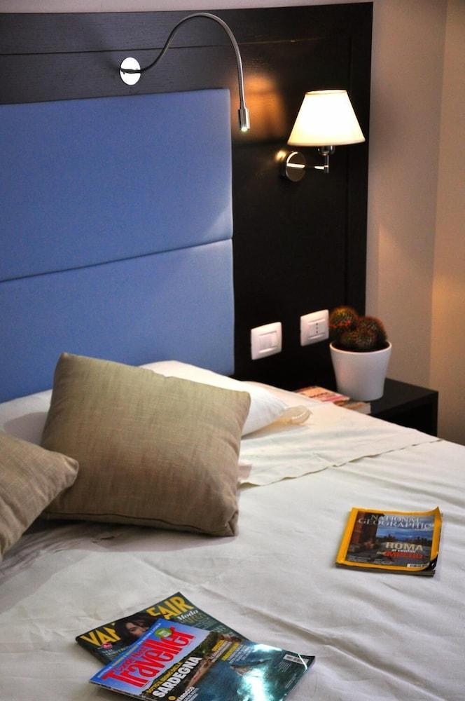 Hotel 325 Tor Vergata Roma Eksteriør bilde