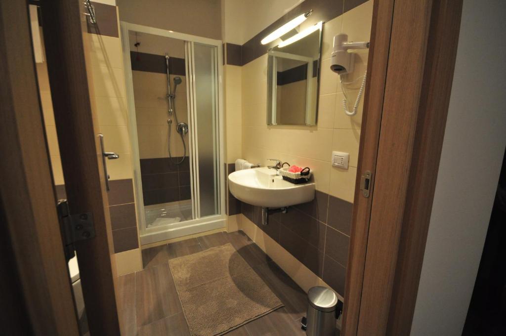 Hotel 325 Tor Vergata Roma Rom bilde